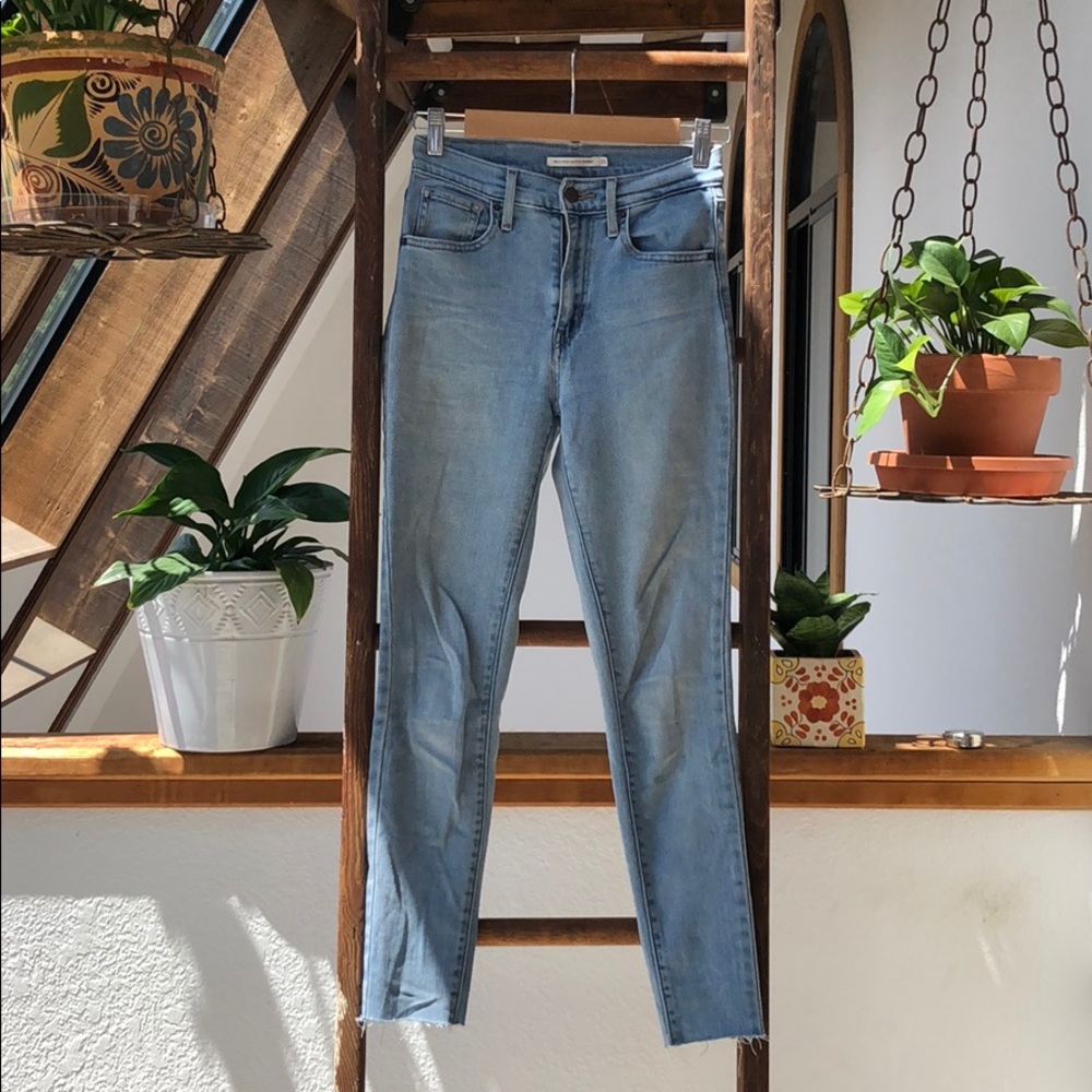 Levi’s Mile High Skinny Jeans